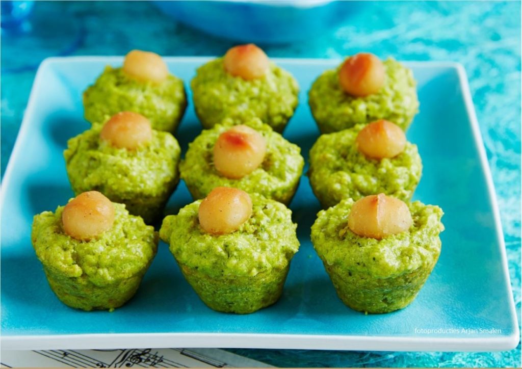 Macadamia mini muffins