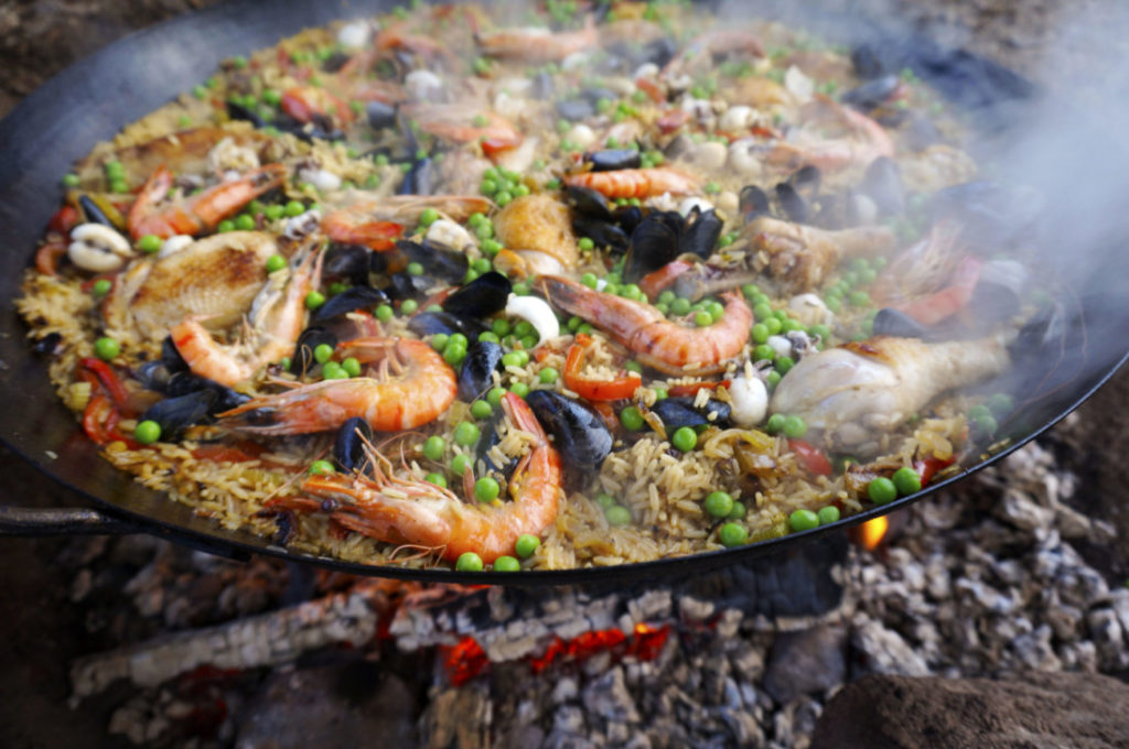 Paella op het kampvuur