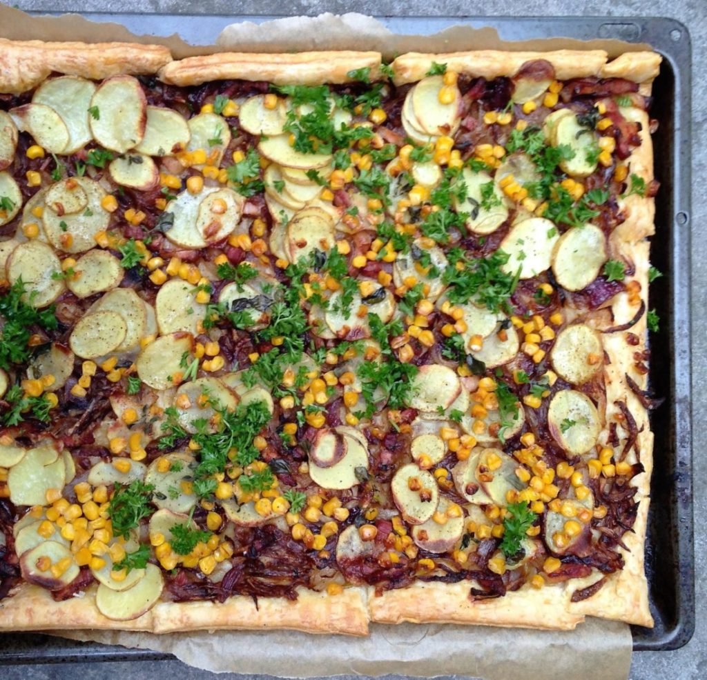 Aardappelplaattaart met mais