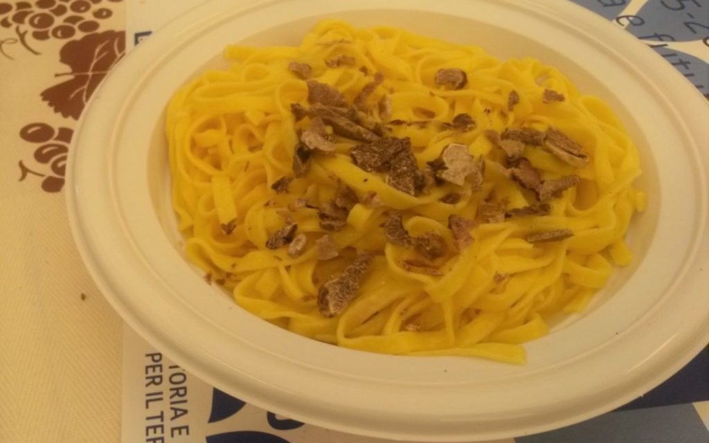 Tagliatelle al tartufo bianco