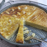 Is een boterkoek- of mesjesvorm handig?